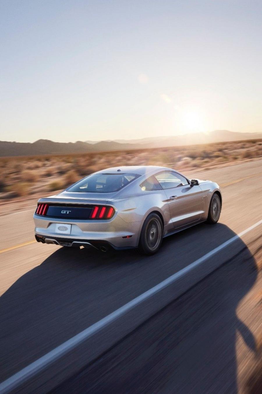  Ford Mustang GT 2015 года  (фото 53 из 93)